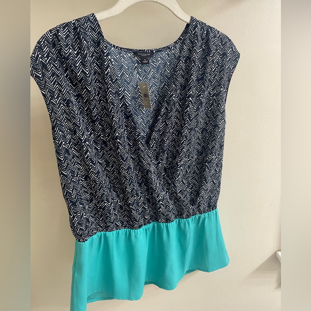 Ann Taylor Black & Green Faux Wrap Sleeveless Top Blouse Woman Size S